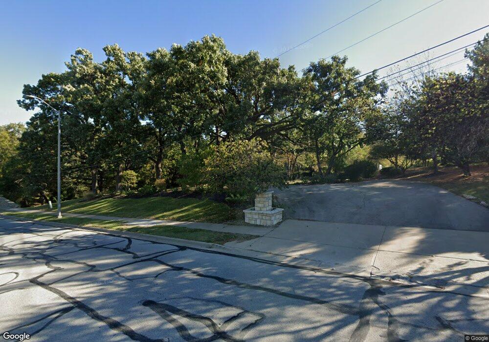 8411 Pflumm Rd, Lenexa, KS 66215 - photo 1