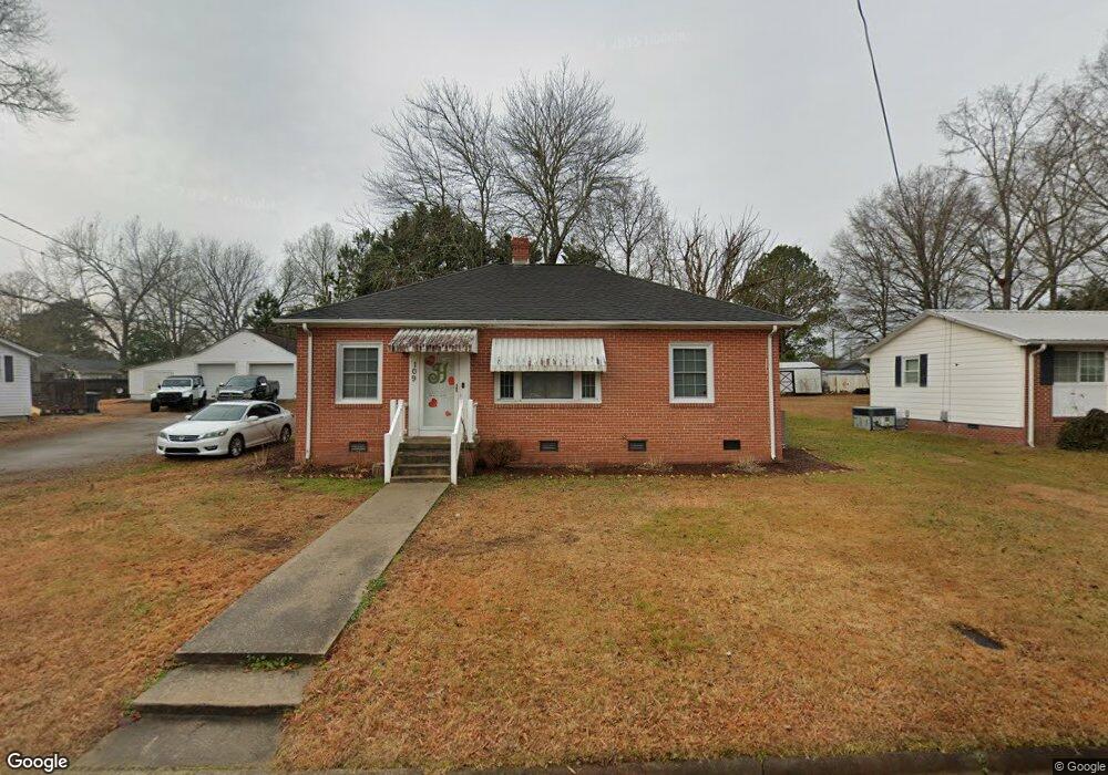 109 Moreland Dr, Oxford, NC 27565 - photo 1