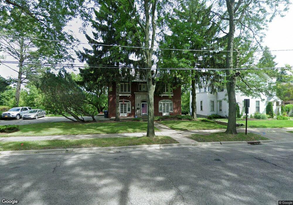 609 N Sheridan Rd, Waukegan, IL 60085 - photo 1
