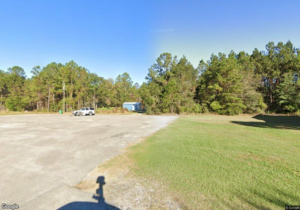 1120 Morning Glory Ln SE, Darien, GA 31305 - photo 1