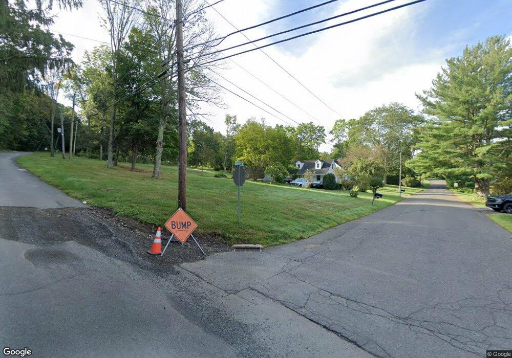 5 Meadown Cres Ln, Woodbury, CT 06798 - photo 1