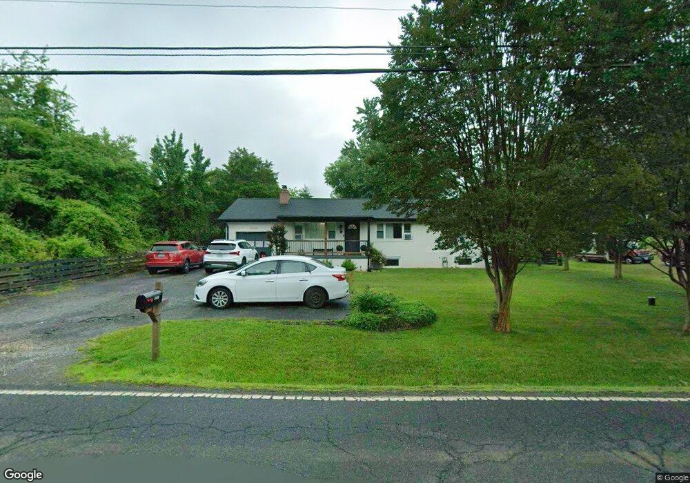 10107 Lake Jackson Dr, Manassas, VA 20111 - photo 1