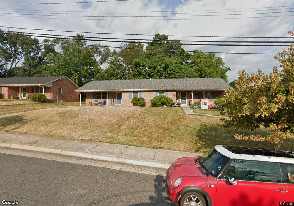 1020 N Shenandoah Ave, Front Royal, VA 22630 - photo 1