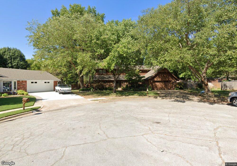 2308 Chapel Hill Ct, Bartlesville, OK 74006 - photo 1