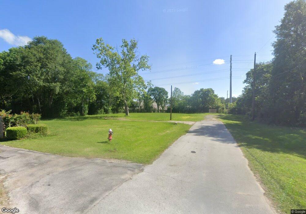 100 Florence St, Tomball, TX 77375 - photo 1