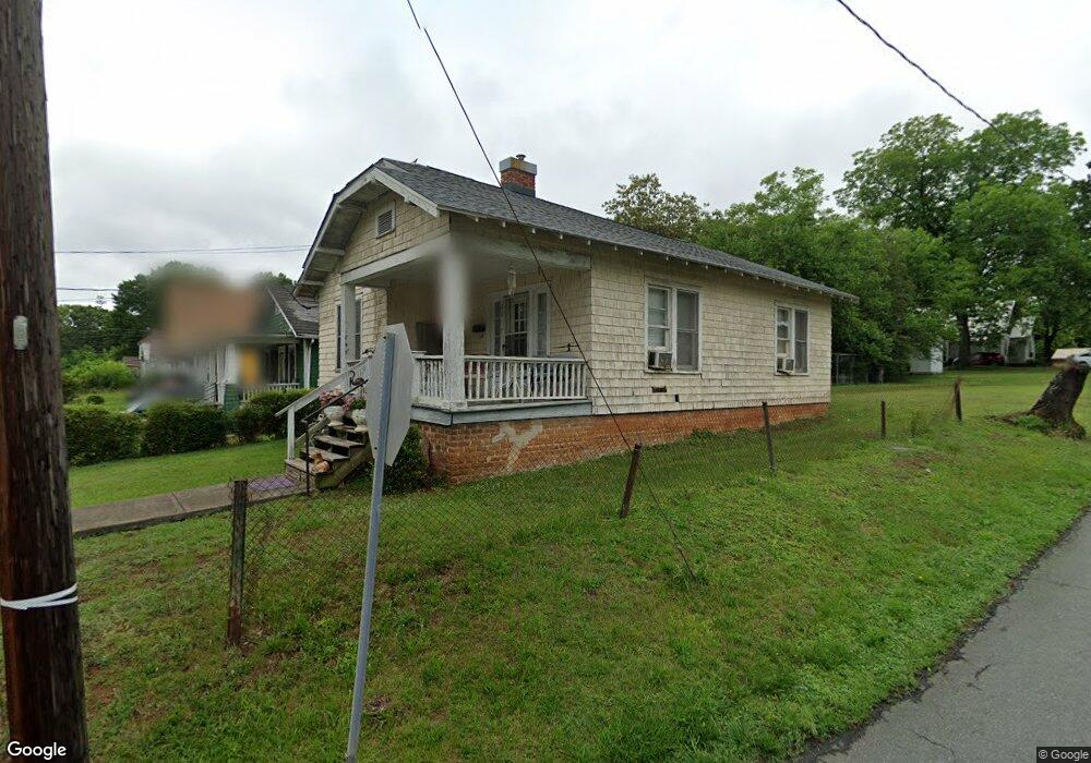 1239 NE 24th St, Winston Salem, NC 27105 - photo 1