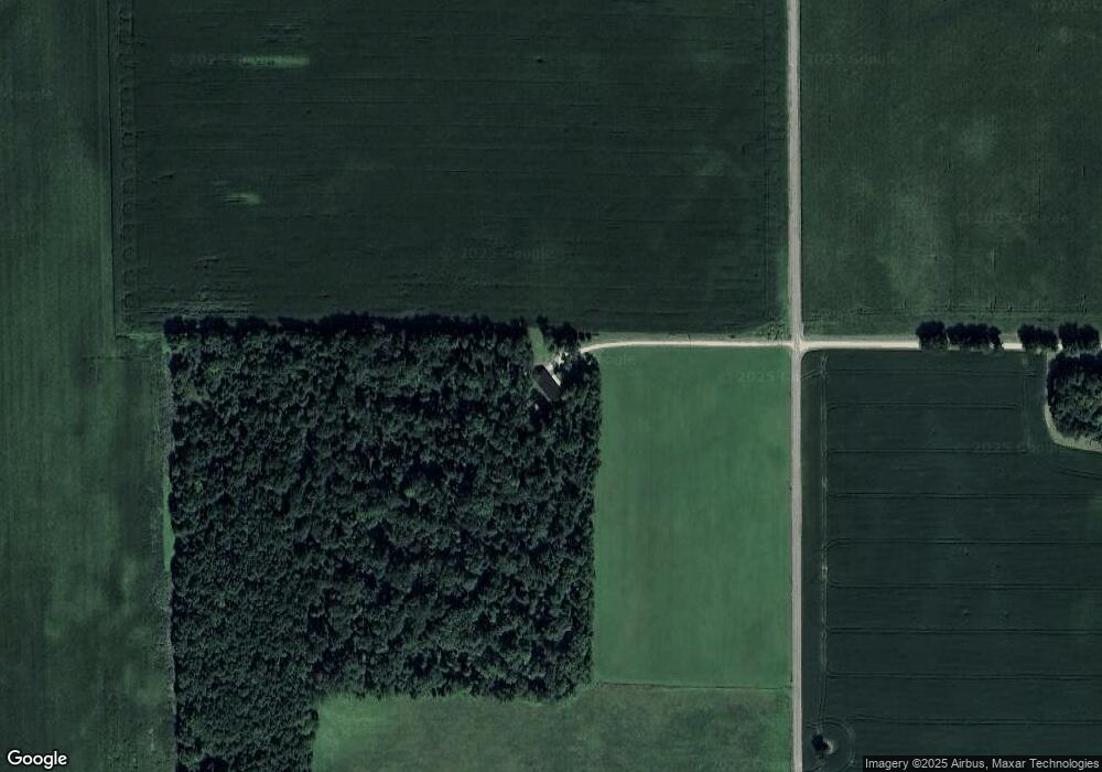 8509 Chestnut Rd, Bourbon, IN 46504 - photo 1