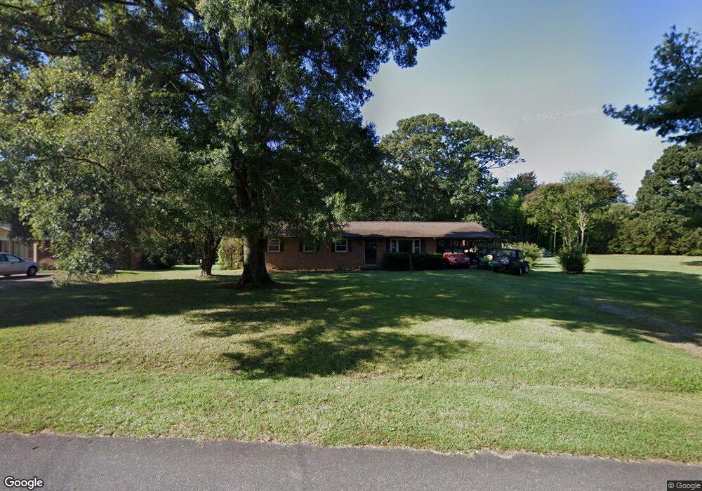 3451 38th Street Dr NE, Hickory, NC 28601 - photo 1