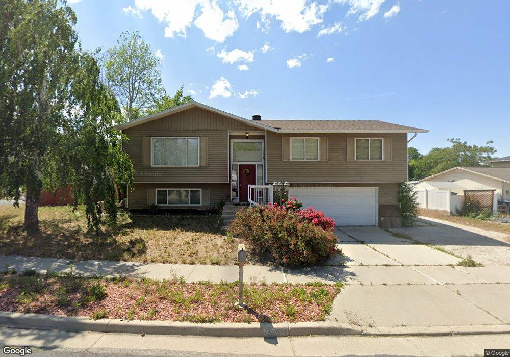8244 Andorra Ln, Sandy, UT 84093 - photo 1