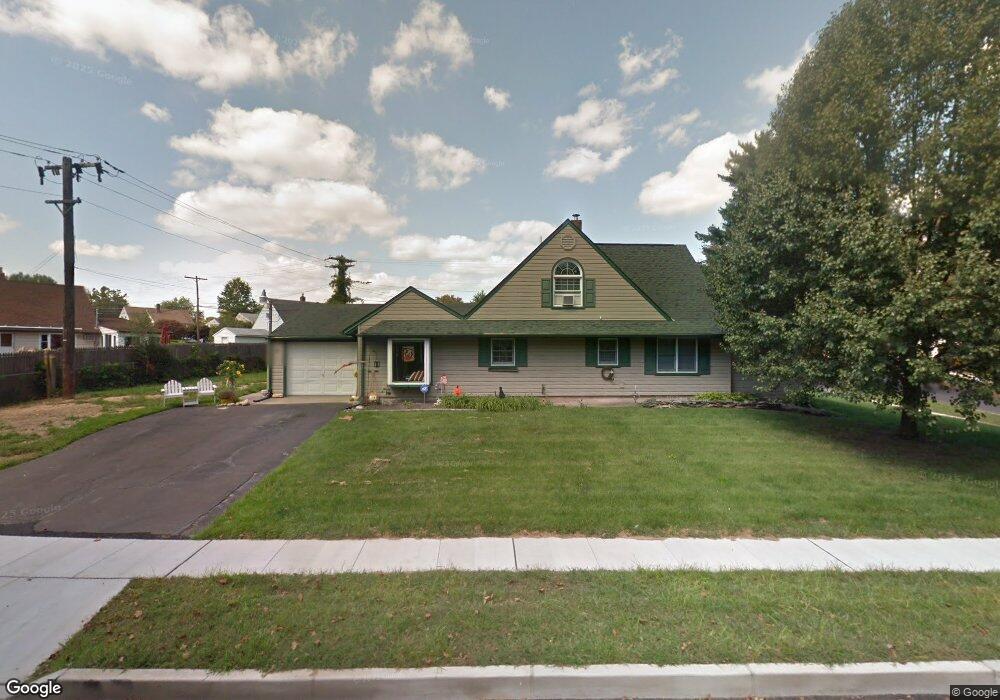 131 Red Cedar Dr, Levittown, PA 19055 - photo 1