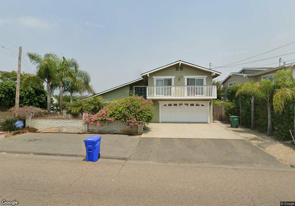 3910 Highland Dr, Carlsbad, CA 92008 - photo 1