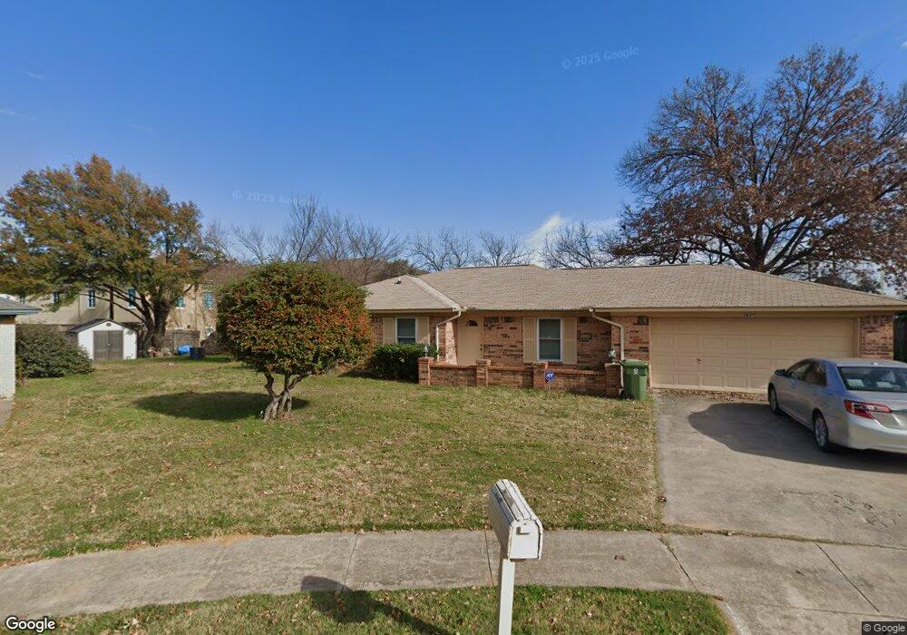 3837 Fox Hollow Dr, Bedford, TX 76021 - photo 1