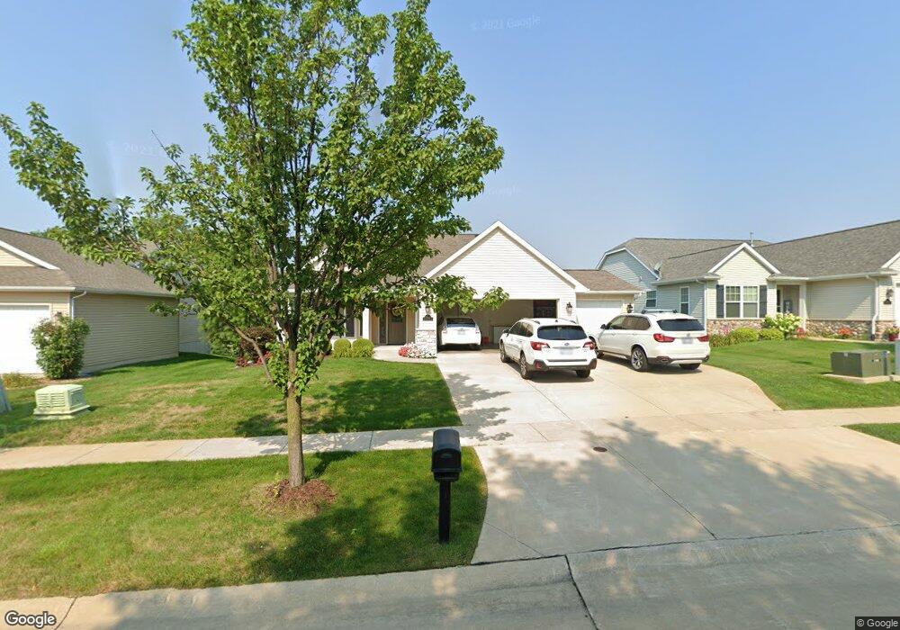 3417 Forest Valley Ct, Cedar Rapids, IA 52411 - photo 1