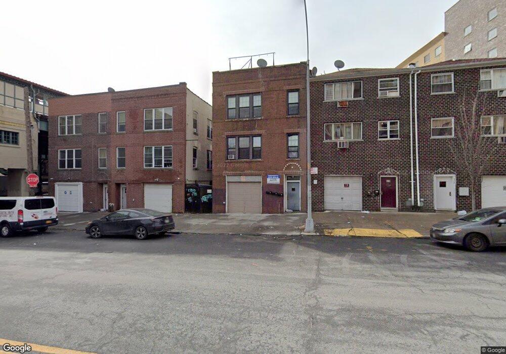 668 Sagamore St, Bronx, NY 10462 - photo 1