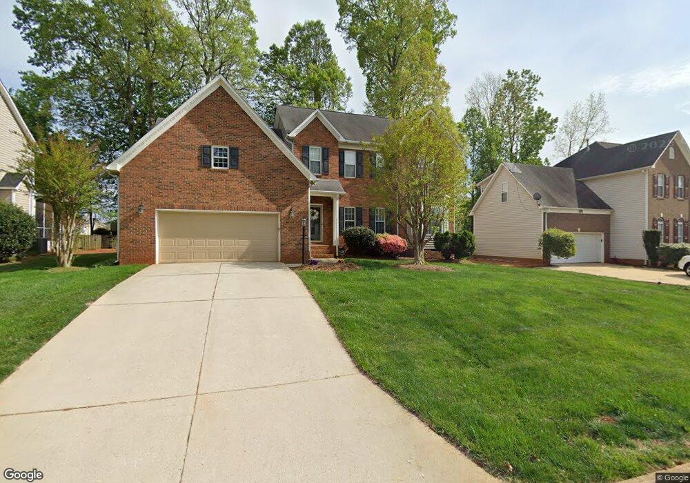 3670 Oak Chase Dr, High Point, NC 27265 - photo 1