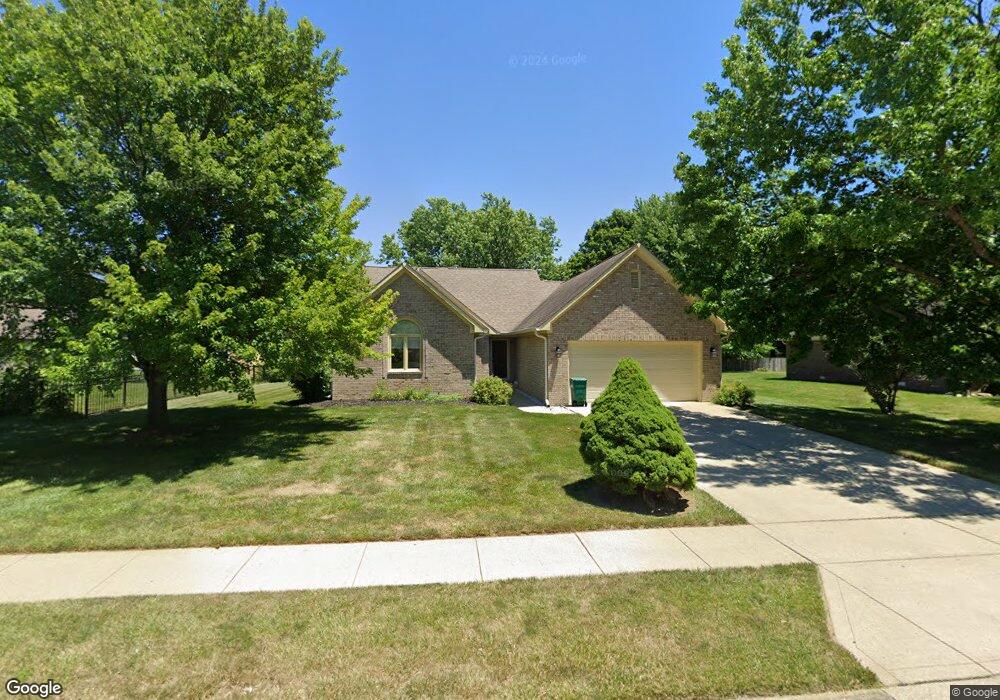 595 Summit Dr, Plainfield, IN 46168 - photo 1