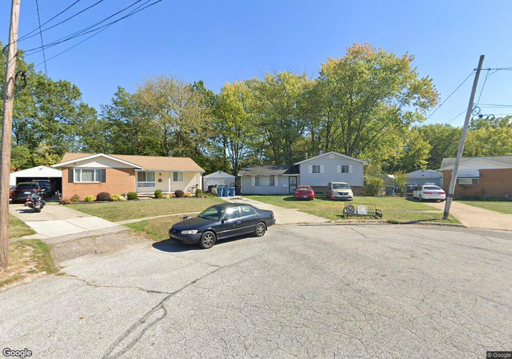 2168 E 40th St, Lorain, OH 44055 - photo 1