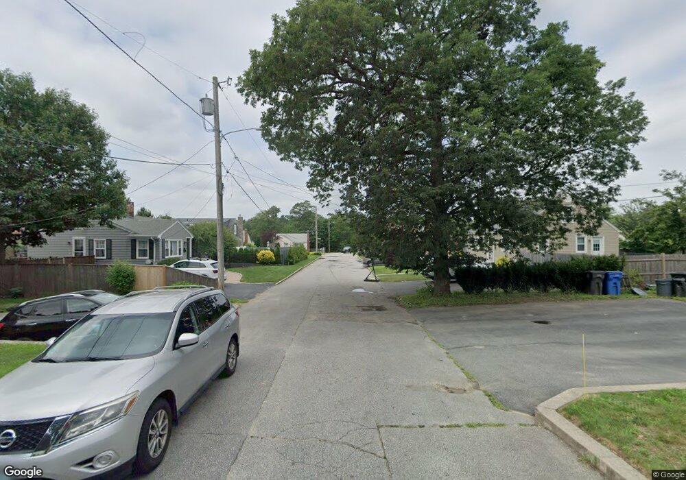 58 Weaver St, Cranston, RI 02920 - photo 1