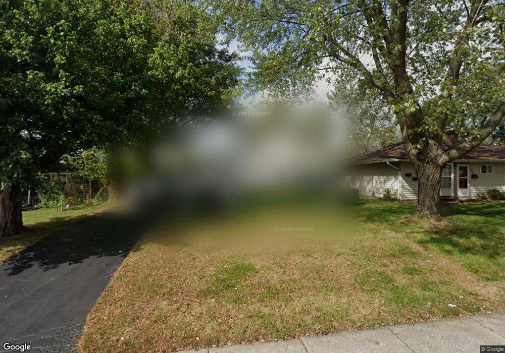 1024 Chippewa Cir, Carpentersville, IL 60110 - photo 1