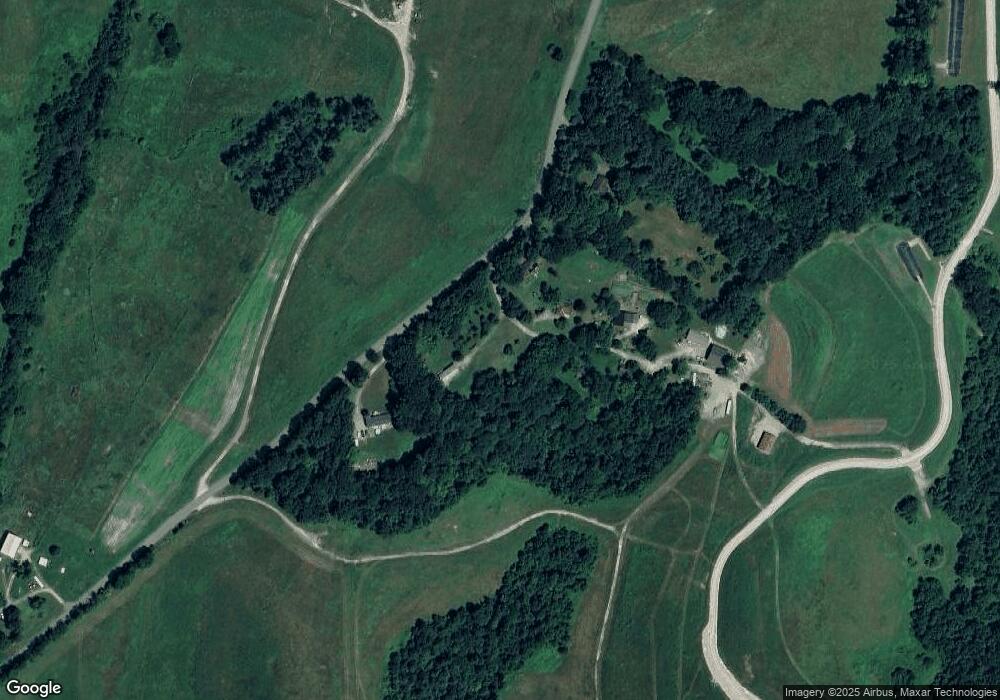 322 Valley View Rd, Eighty Four, PA 15330 - photo 1