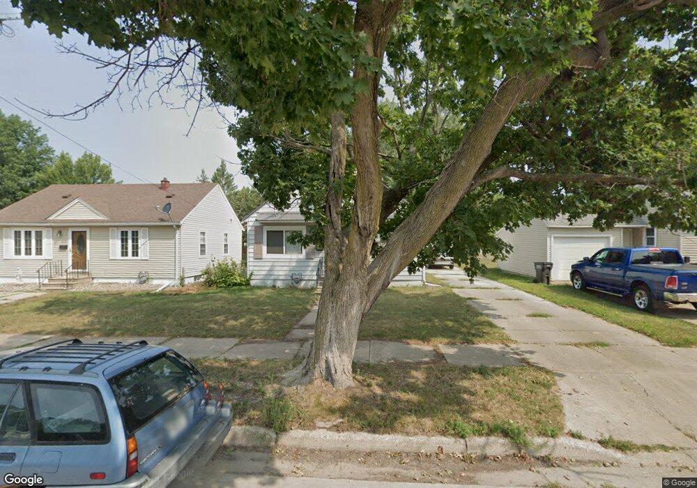 807 13th Ave SE, Austin, MN 55912 - photo 1