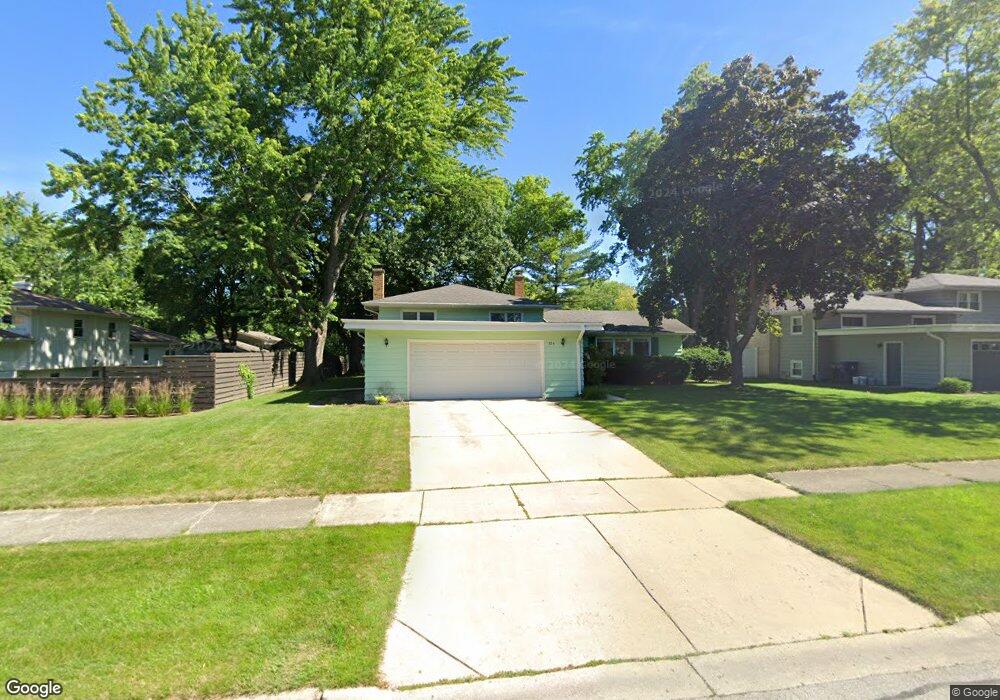 329 Rowan Ct, Naperville, IL 60540 - photo 1