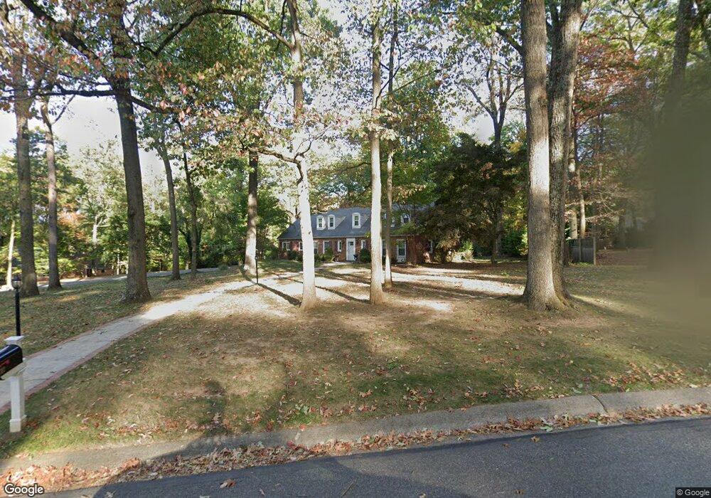 312 Pine Tree Rd, Wayne, PA 19087 - photo 1