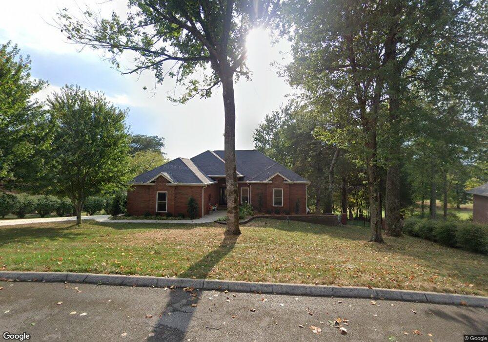 1571 N Plantation Dr, Cookeville, TN 38506 - photo 1