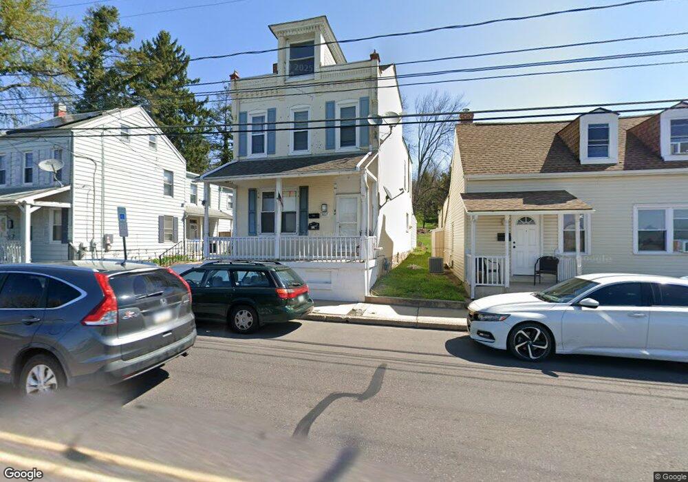 3017 Kutztown Rd, Reading, PA 19605 - photo 1