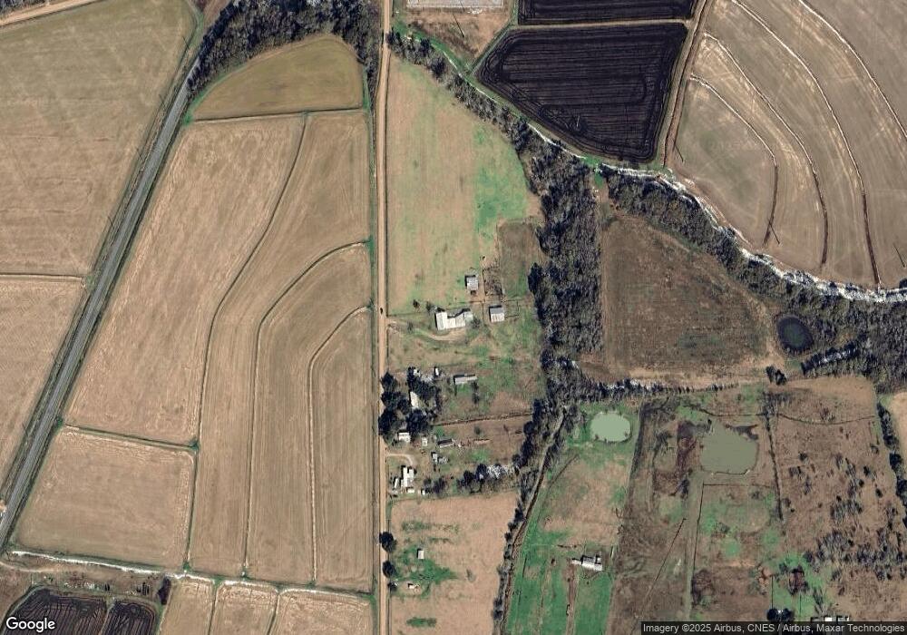 1694 Chinaberry Dr, Eunice, LA 70535 - photo 1