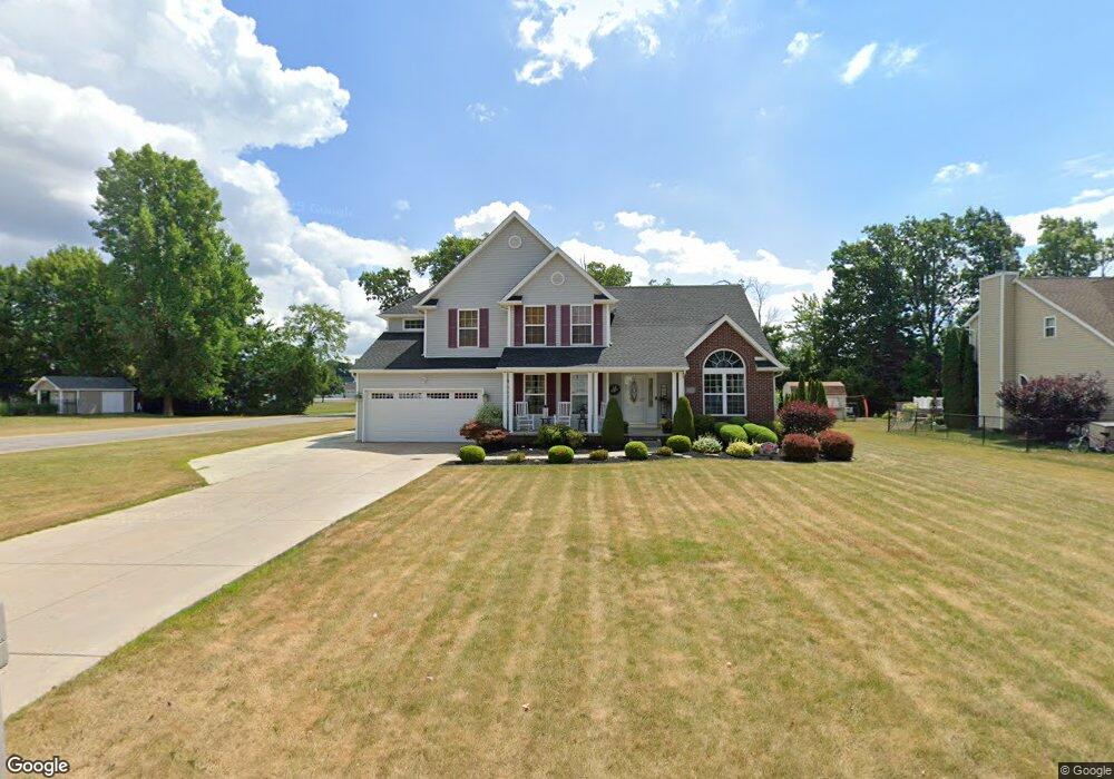 7341 Erica Ln, North Tonawanda, NY 14120 - photo 1