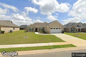 216 Otters Ridge Dr, Warner Robins, GA 31047