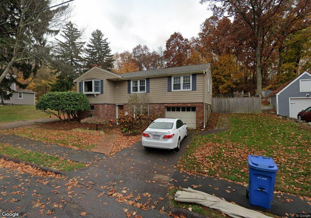 14 Stark Ave unit 1, Wakefield, MA 01880 - photo 1