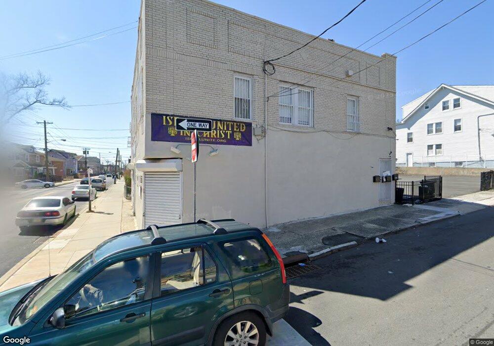 219 Stuyvesant Ave, Newark, NJ 07106 - photo 1