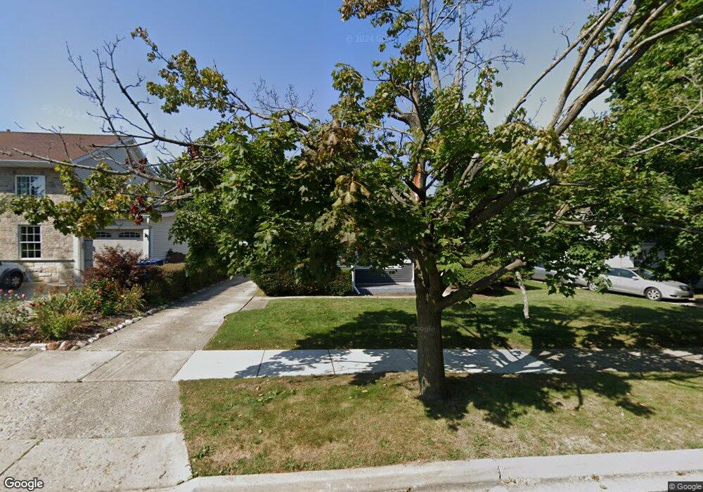 2006 8th Pkwy, Waukegan, IL 60085 - photo 1