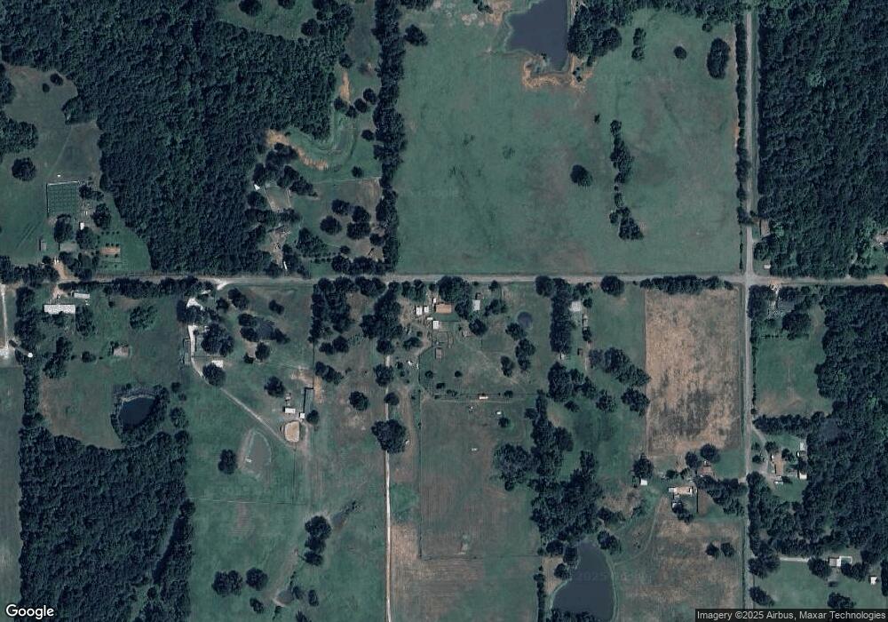 2172 E 2070 Rd, Hugo, OK 74743 - photo 1