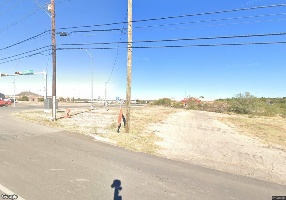 1911 Birdwell Ln, Big Spring, TX 79720 - photo 1