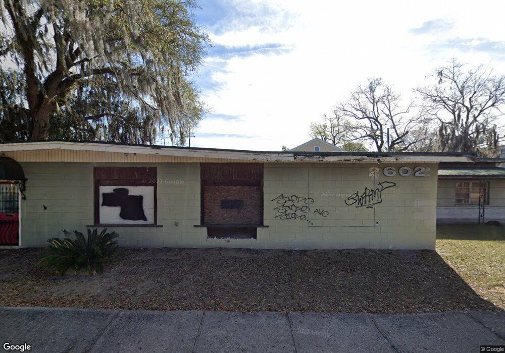 2602 Whitaker St, Savannah, GA 31401 - photo 1