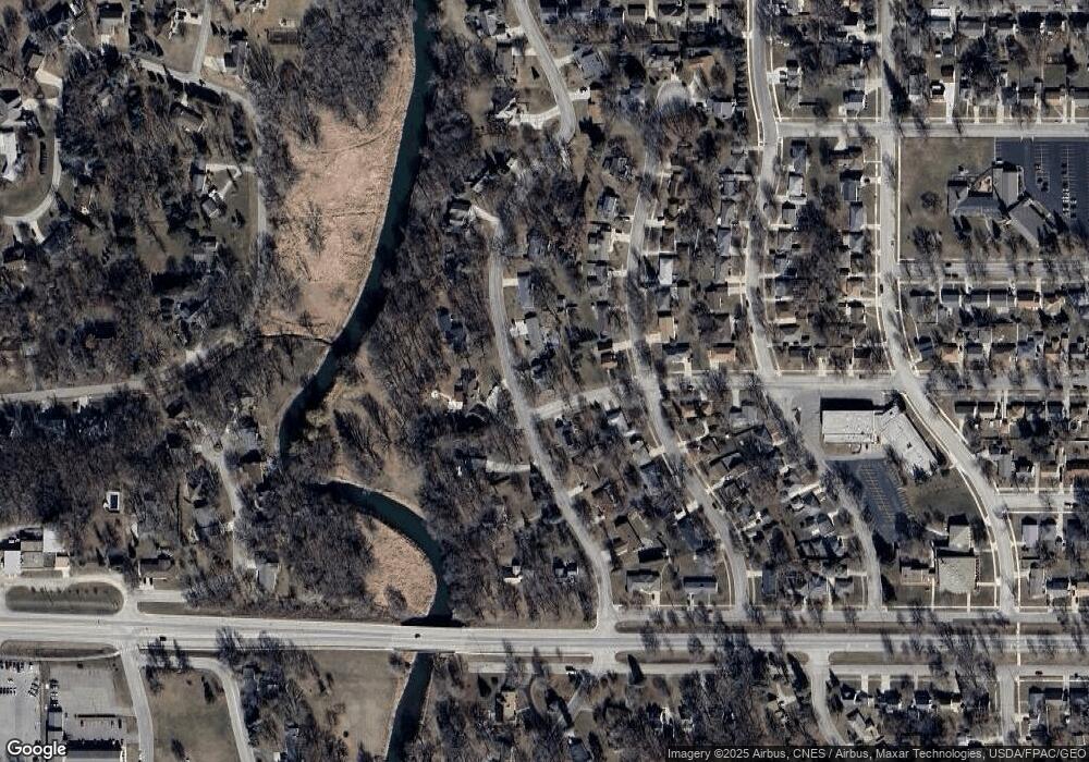 300 22nd St NW, Austin, MN 55912 - photo 1