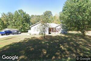 1328 Tippett Rd, Manitou, KY 42436