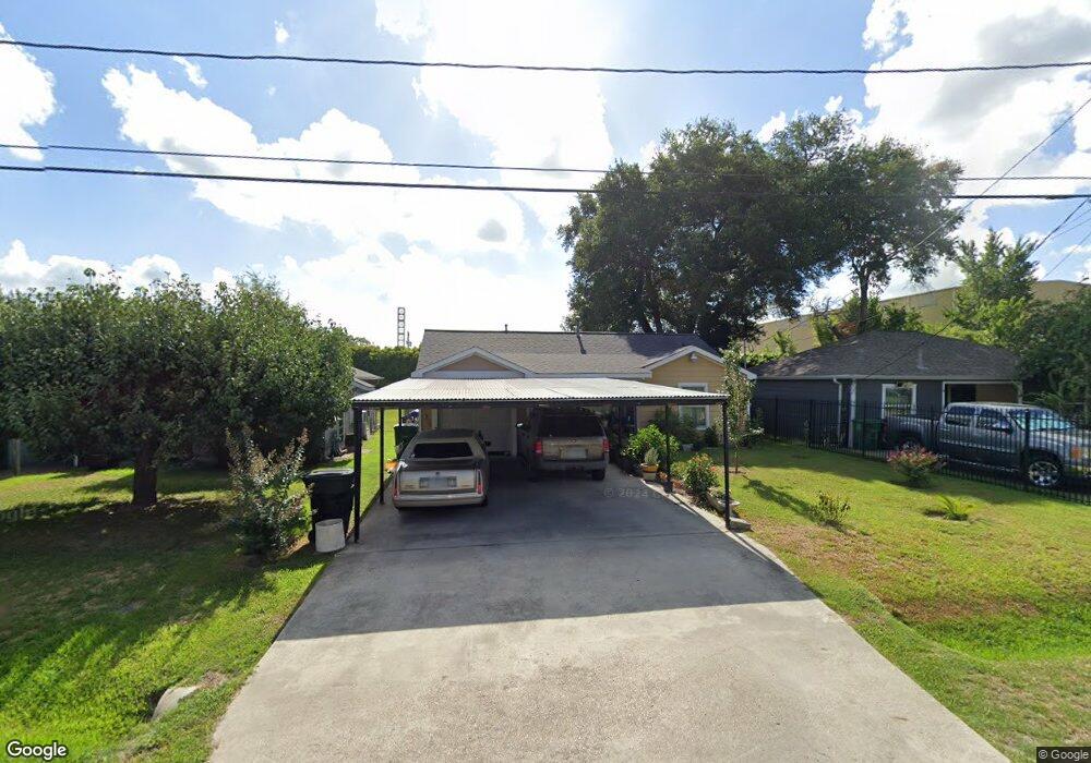 6302 Gay St, Houston, TX 77022 - photo 1