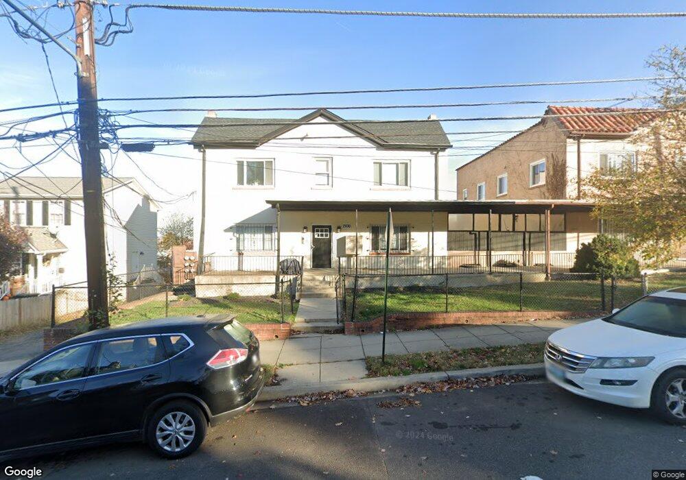 2830 R St SE unit 2, Washington, DC 20020 - photo 1