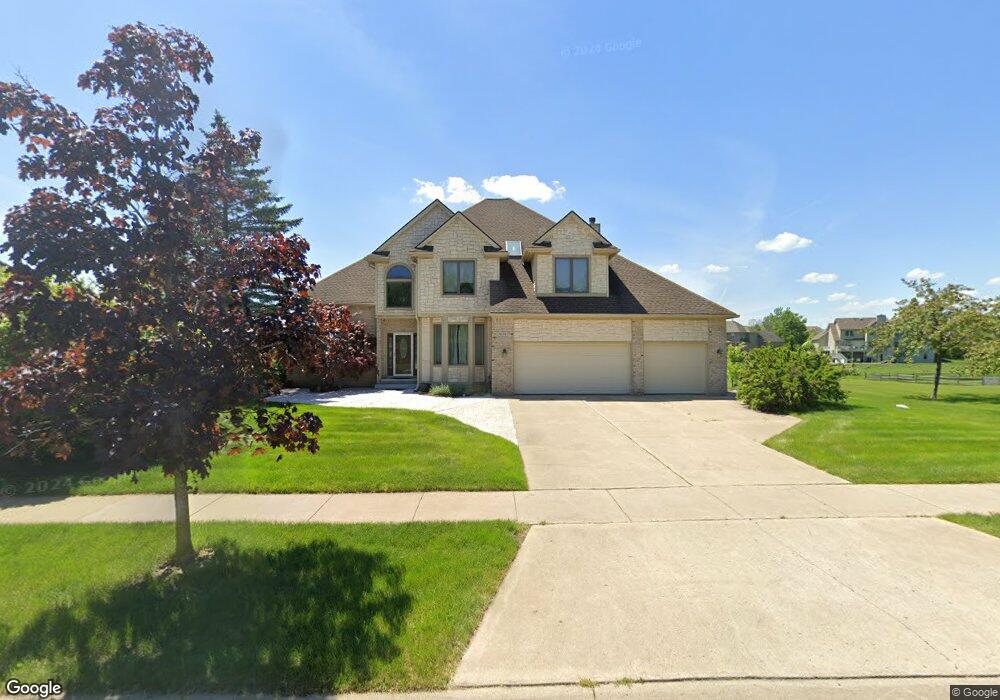 4194 Lake Forest Dr E, Ann Arbor, MI 48108 - photo 1