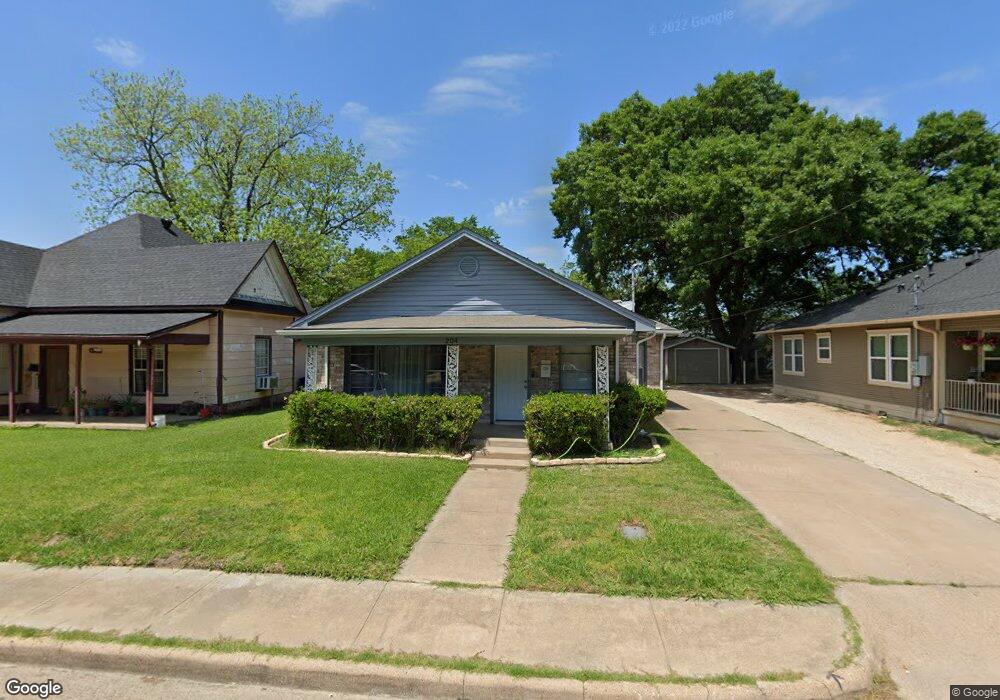 204 W Gilmer St, Ennis, TX 75119 - photo 1