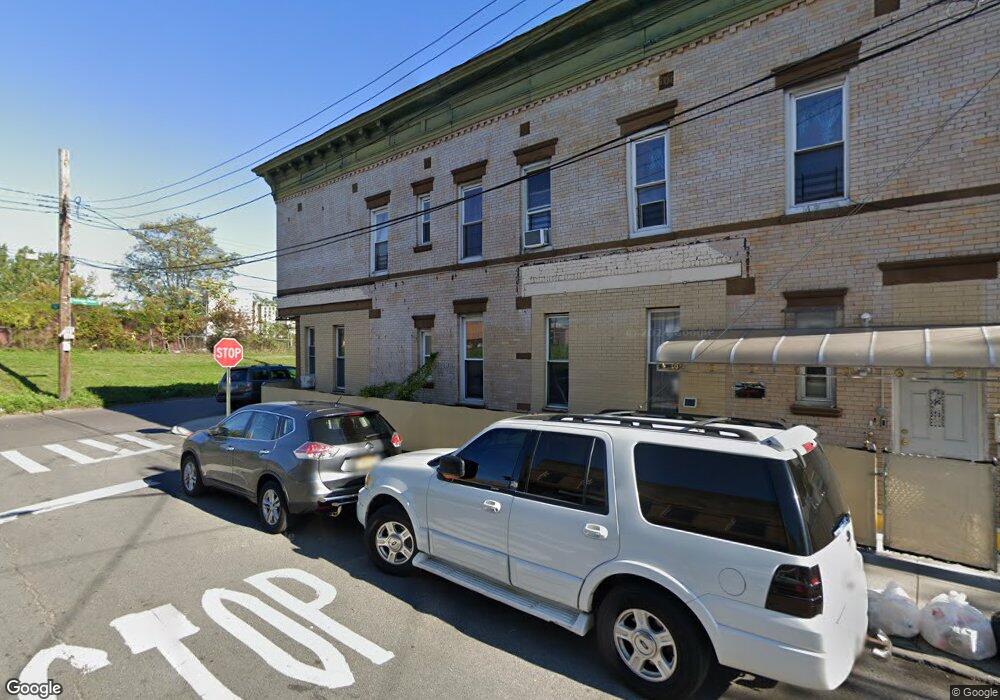 164-02 Tuskegee Airmen Way, Jamaica, NY 11433 - photo 1