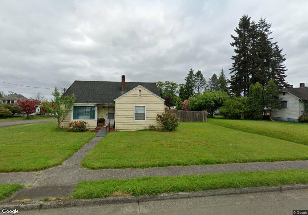 1930 Park Ave, Raymond, WA 98577 - photo 1