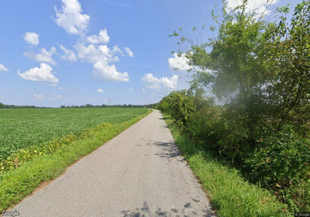 2 Seatons Ln, West Point, VA 23181 - photo 1