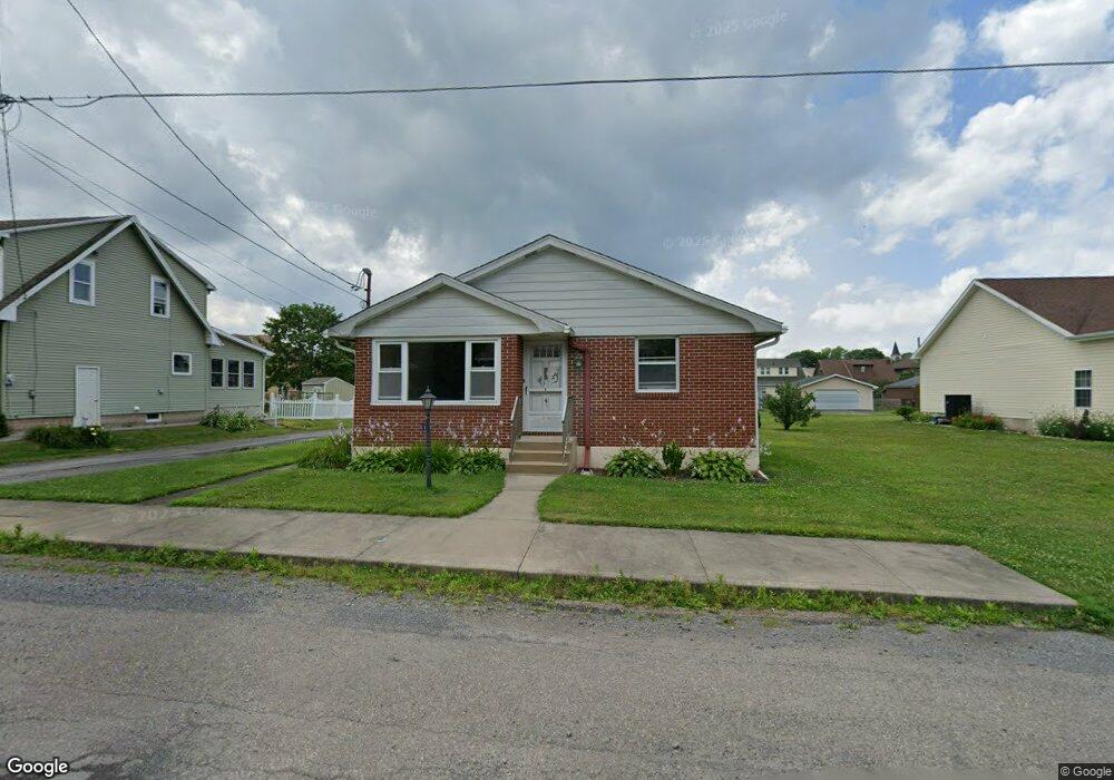 4 N Putnam St, McAdoo, PA 18237 - photo 1
