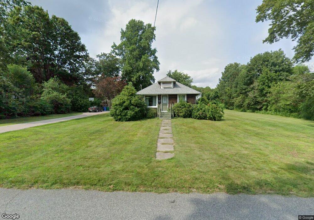 93 Austin St, Wakefield, RI 02879 - photo 1