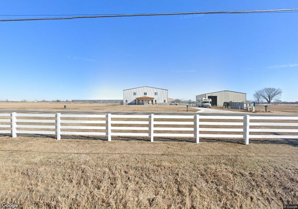 1733 S Sky St, Skiatook, OK 74070 - photo 1